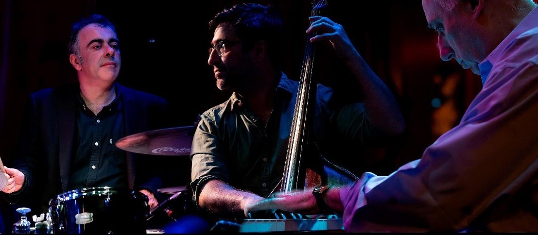 Noche de Jazz en “Madero Norte” con Oscar Giunta y Swing Summit