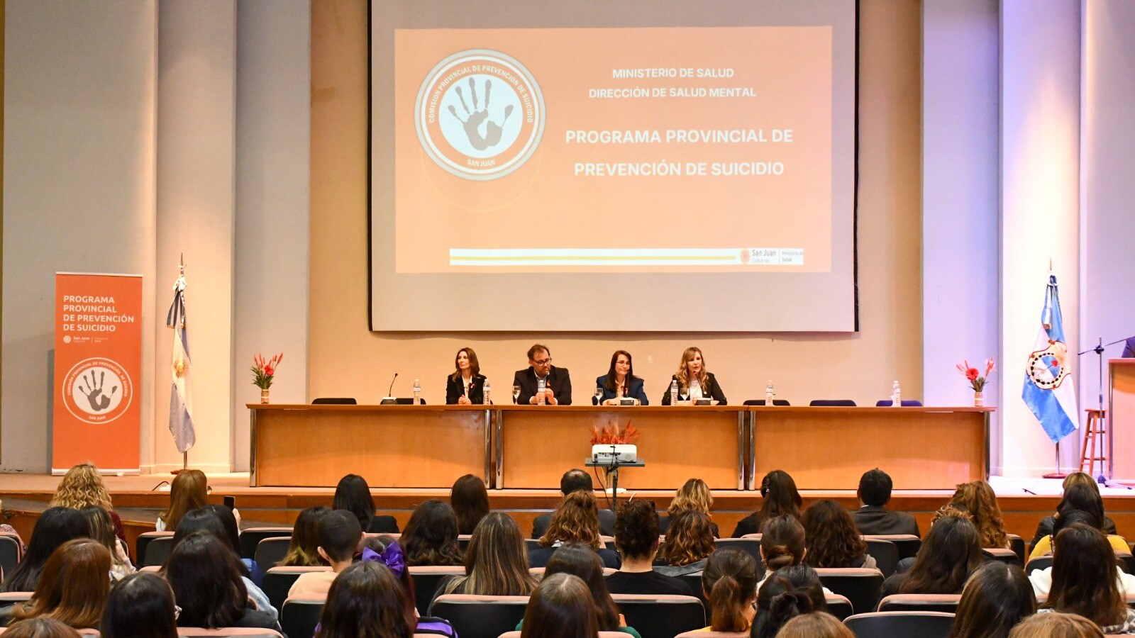 IMG-20250912-WA0035.jpg Con una importante convocatoria se realizó la jornada de actualización sobre conductas suicidas.