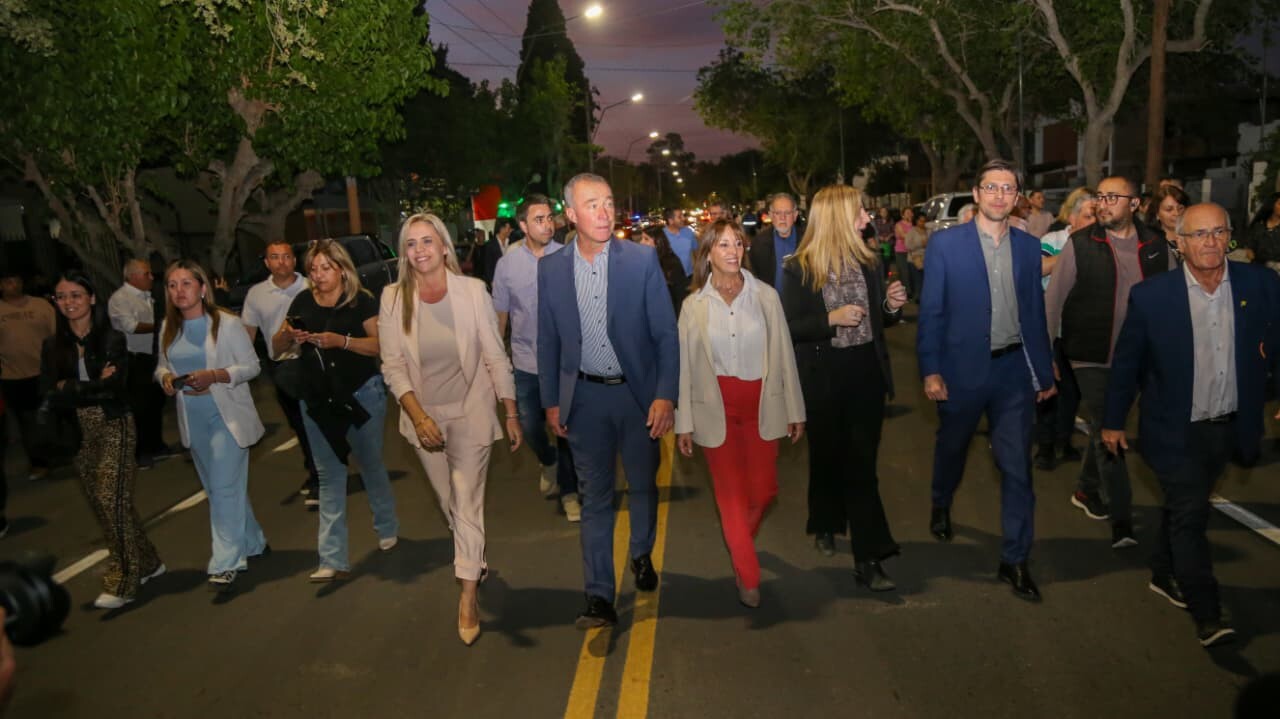 IMG-20250917-WA0006.jpg Se inauguró la repavimentación de avenida Paula Albarracín de Sarmiento, en un tramo clave de la Capital sanjuanina.