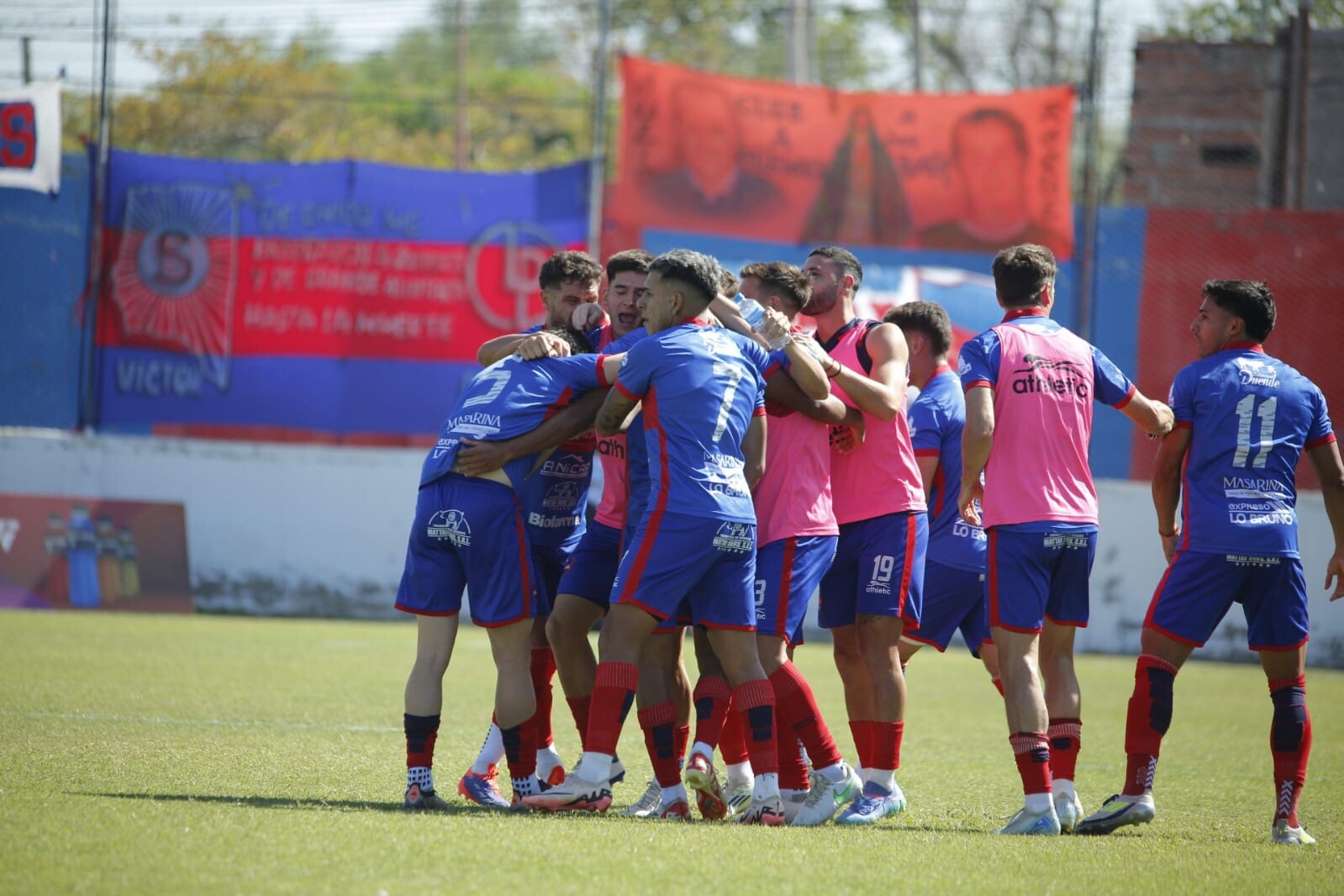 CORAZON CONTENTO: GUEMES GANO Y MANTUVO LA CATEGORIA