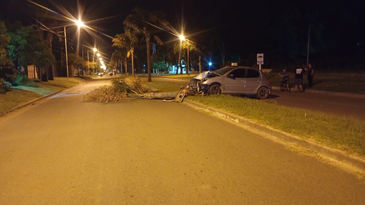 IMG-20251215-WA0010(1).jpg Grave accidente en Av. Scully