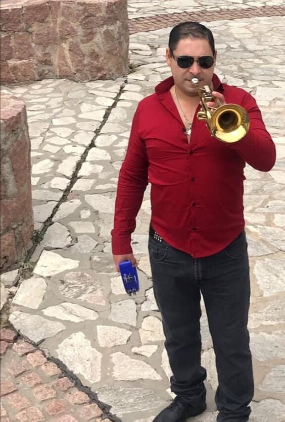«Juan Ramón Padilla: El artista detrás de las canciones que te hacen sentir»