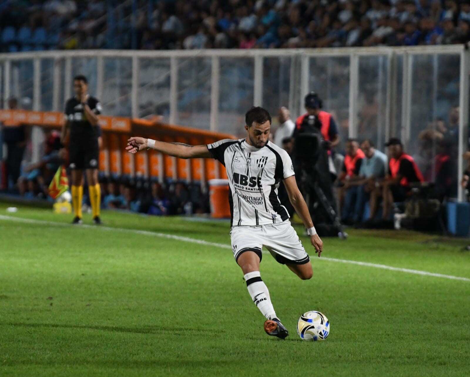 CENTRAL CORDOBA VISITA A SAN LORENZO EN EL NUEVO GASOMETRO