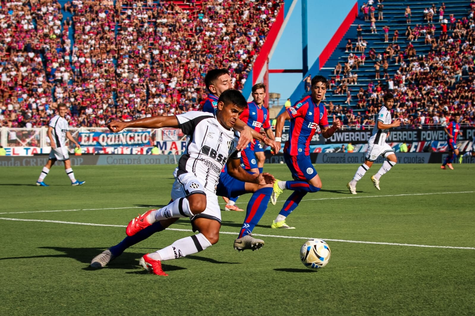 CETRAL CORDOBA SALIO DE LA LINEA Y VOLVIO A PERDER