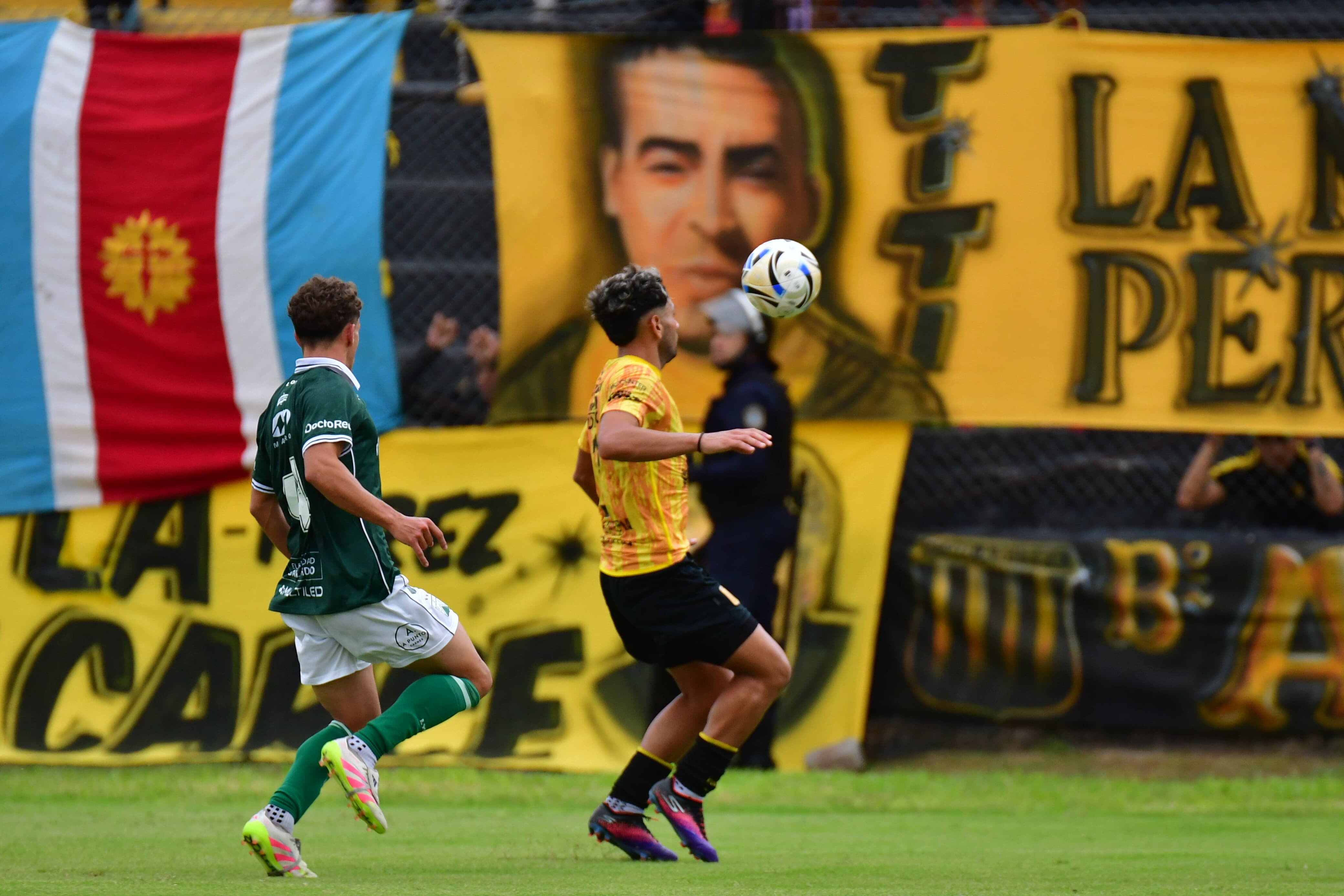 PEOR NO SE PUEDE JUGAR: MITRE PERDIO Y ESTA HOY EN ZONA DE DESCENSO