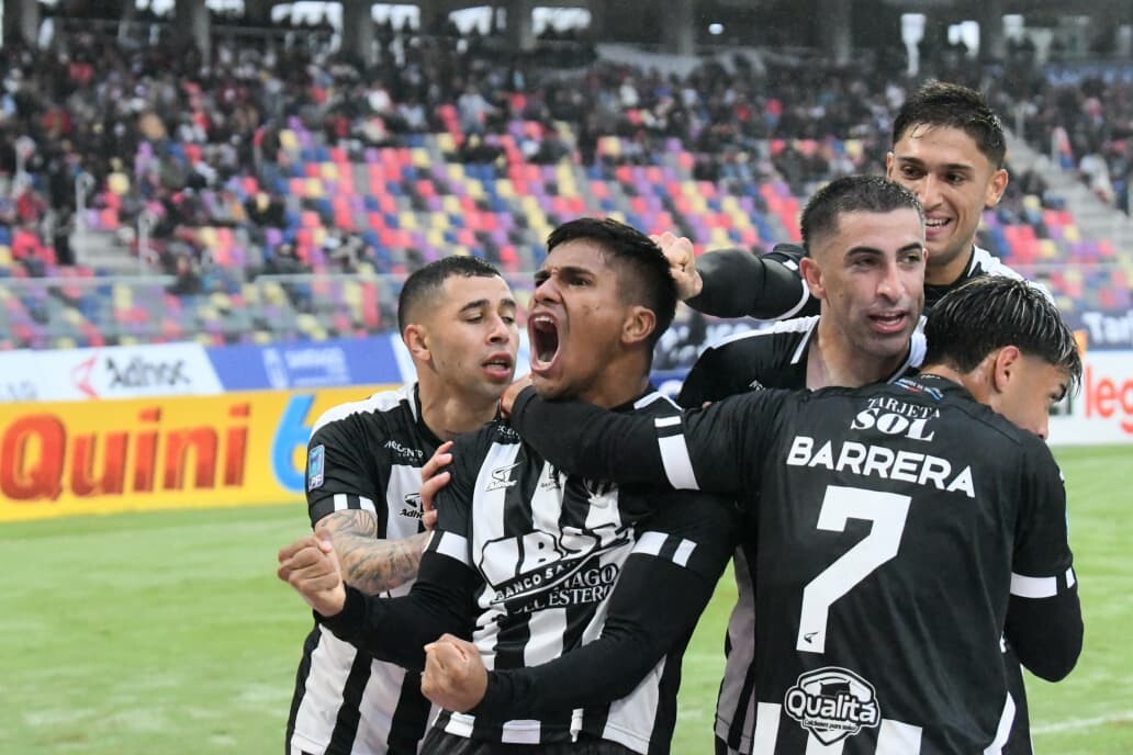 Volvio a sonreír: Central Córdoba ganó en el estadio Madre de Ciudades a Platense
