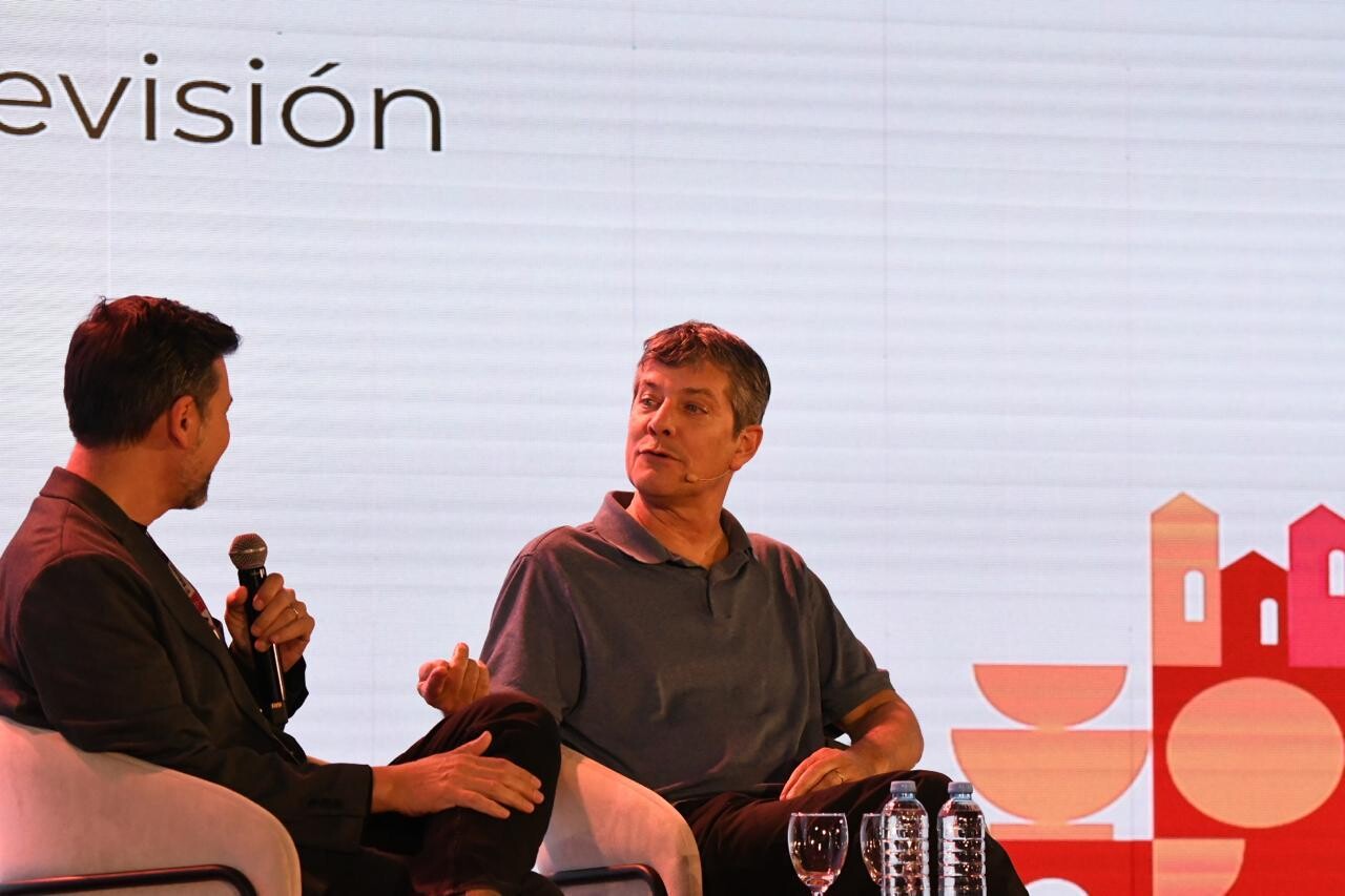 EL GOBERNADOR ELÍAS SUÁREZ PARTICIPÓ DE “OTRA CHARLA PERDIDA: MANO A MANO CON MARIO PERGOLINI” EL GOBERNADOR ELÍAS SUÁREZ PARTICIPÓ DE “OTRA CHARLA PERDIDA: MANO A MANO CON MARIO PERGOLINI”