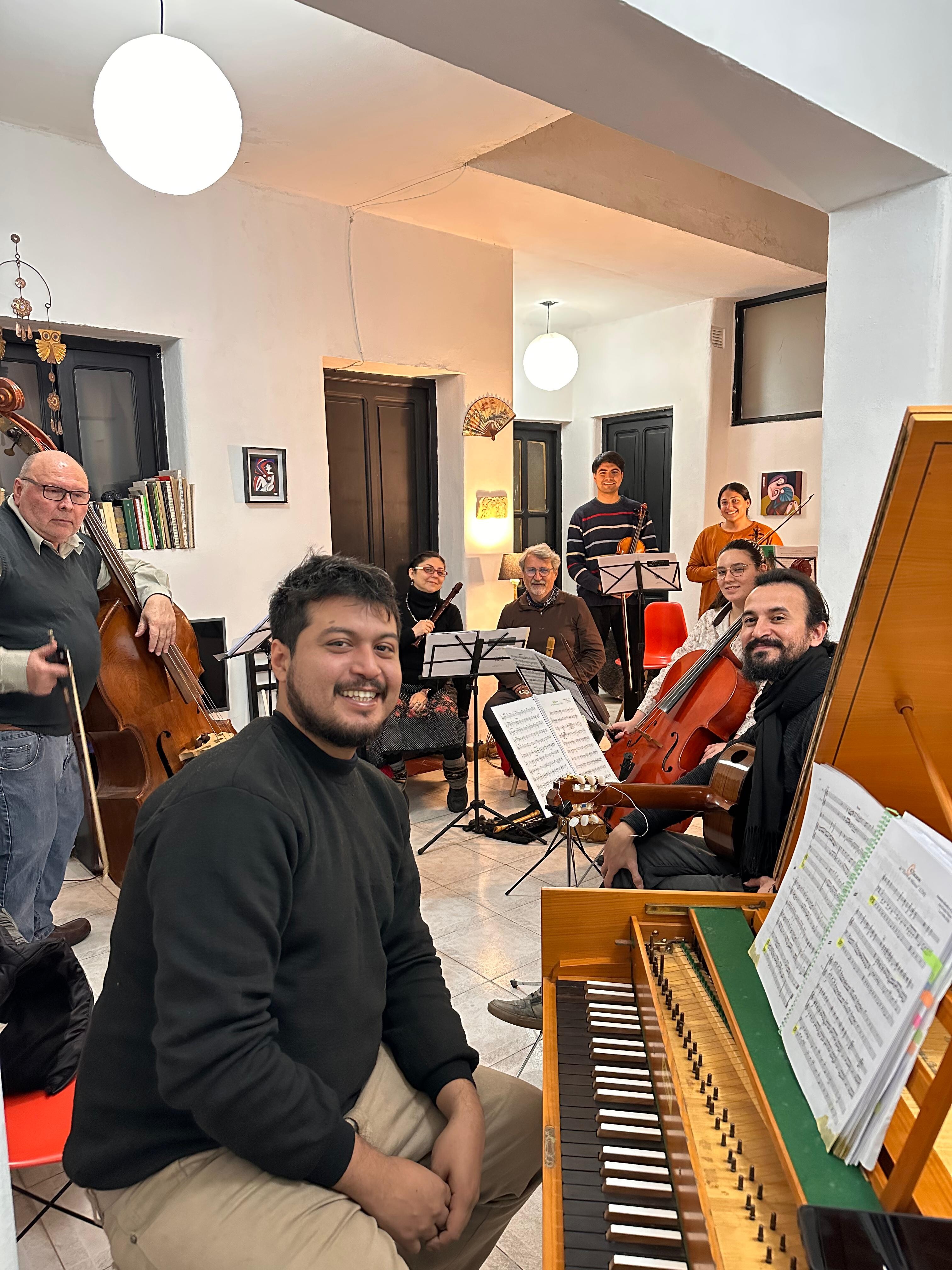 Entre dos álamos verdes”: La Follia llega al Salón de los Espejos con música barroca iberoamericana Entre dos álamos verdes”: La Follia llega al Salón de los Espejos con música barroca iberoamericana