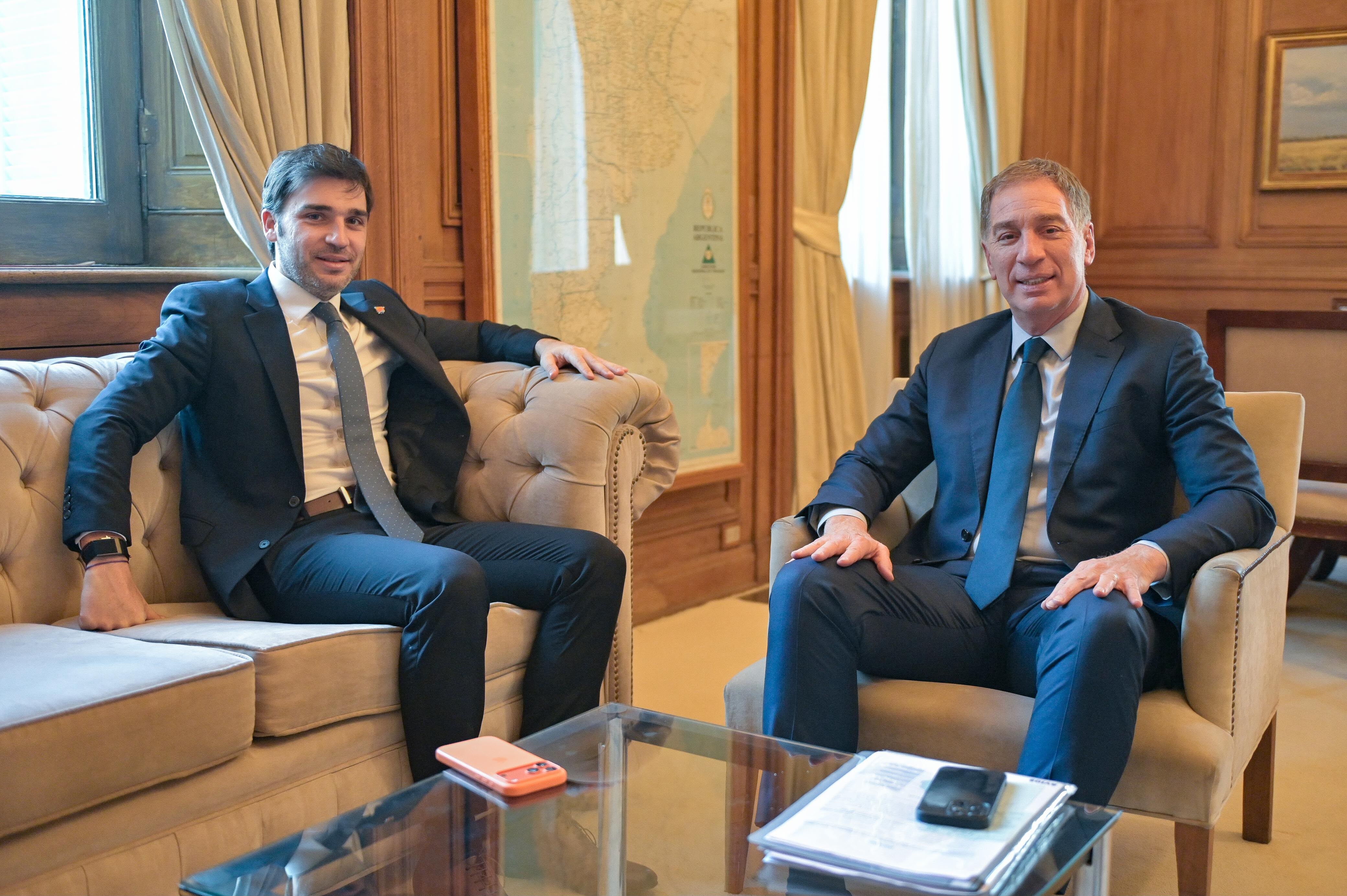 IMG-20260702-WA0073.jpg Torres se reunió con Santilli en Casa Rosada y confirmó que la semana próxima se licitará el Acueducto de Comodoro Rivadavia