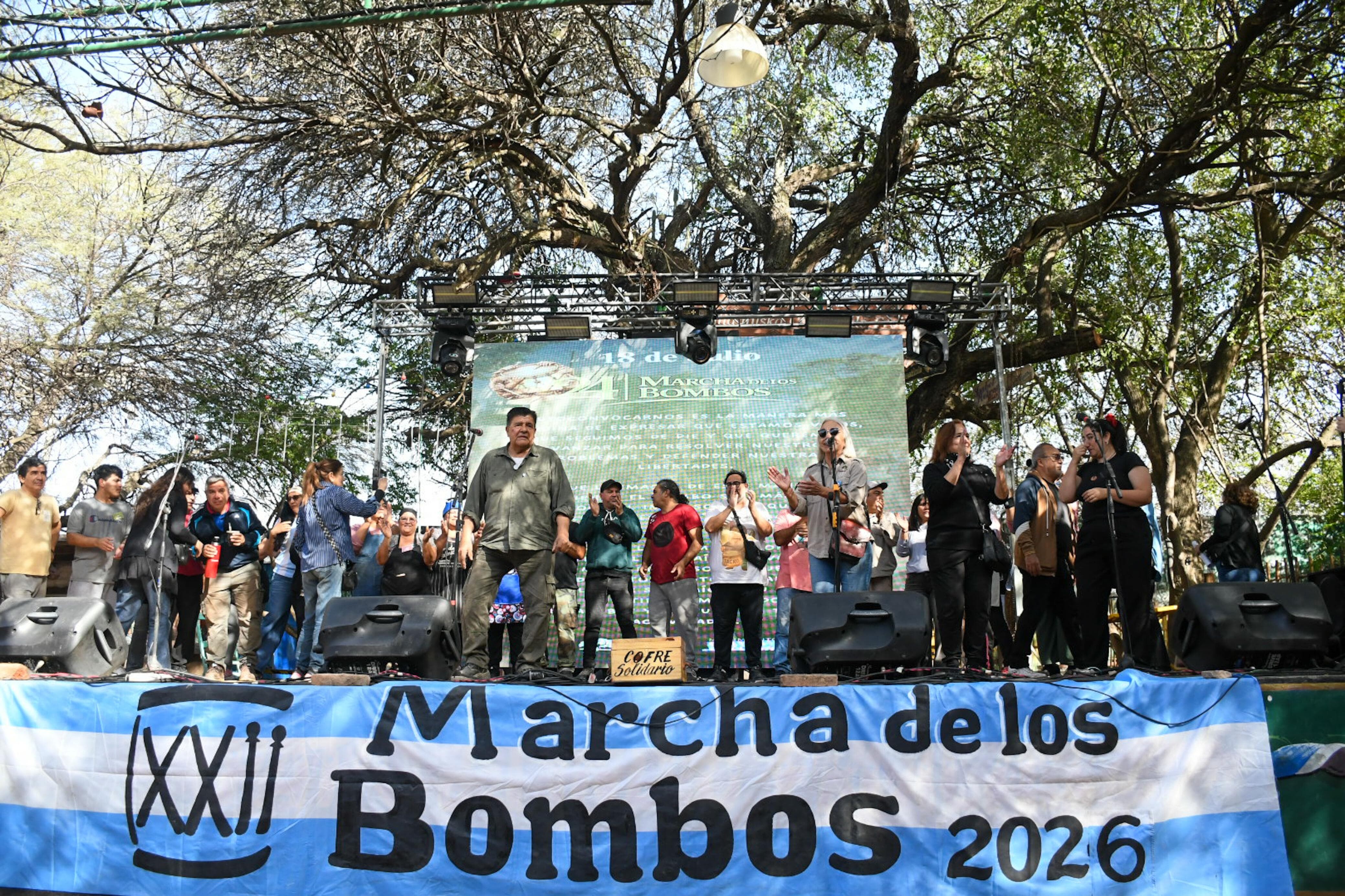 IMG-20260717-WA0075.jpg COMENZÓ LA VIGILIA DE LA MARCHA DE LOS BOMBOS 2026 EN EL PATIO DEL INDIO FROILÁN