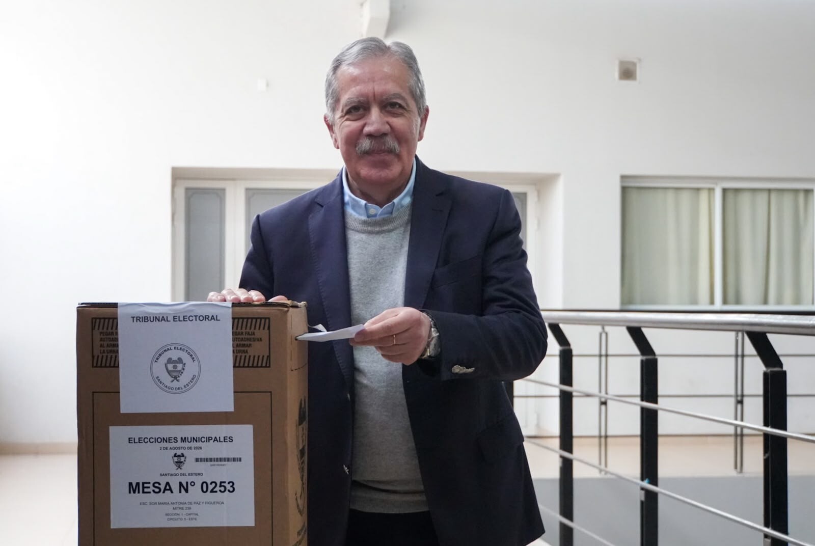 EL GOBERNADOR ELÍAS SUÁREZ DESTACÓ LA IMPORTANCIA DE LOS COMICIOS MUNICIPALES TRAS EMITIR SU VOTO EL GOBERNADOR ELÍAS SUÁREZ DESTACÓ LA IMPORTANCIA DE LOS COMICIOS MUNICIPALES TRAS EMITIR SU VOTO