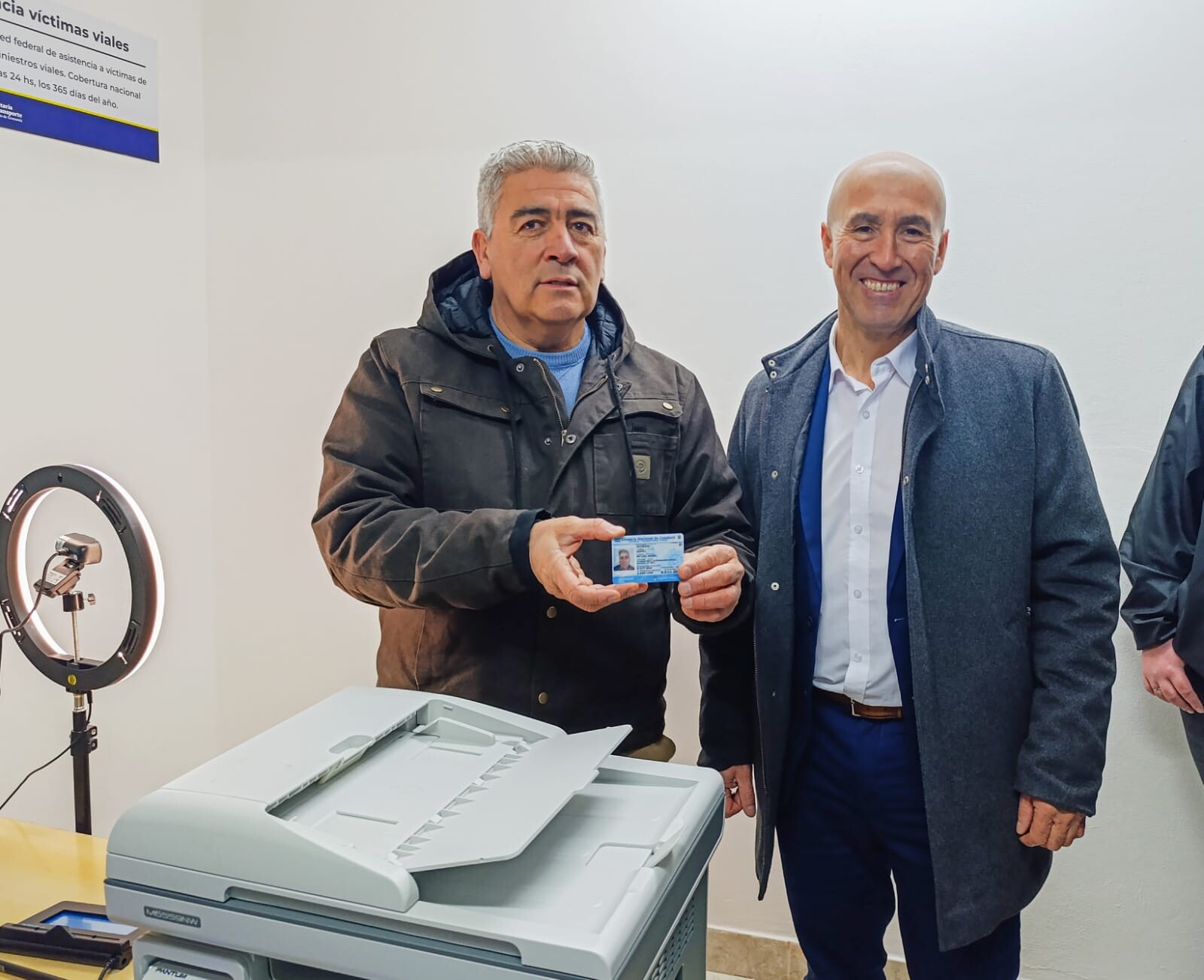Provincia inauguró un Centro de Emisión de Licencias en Gobernador Costa Provincia inauguró un Centro de Emisión de Licencias en Gobernador Costa