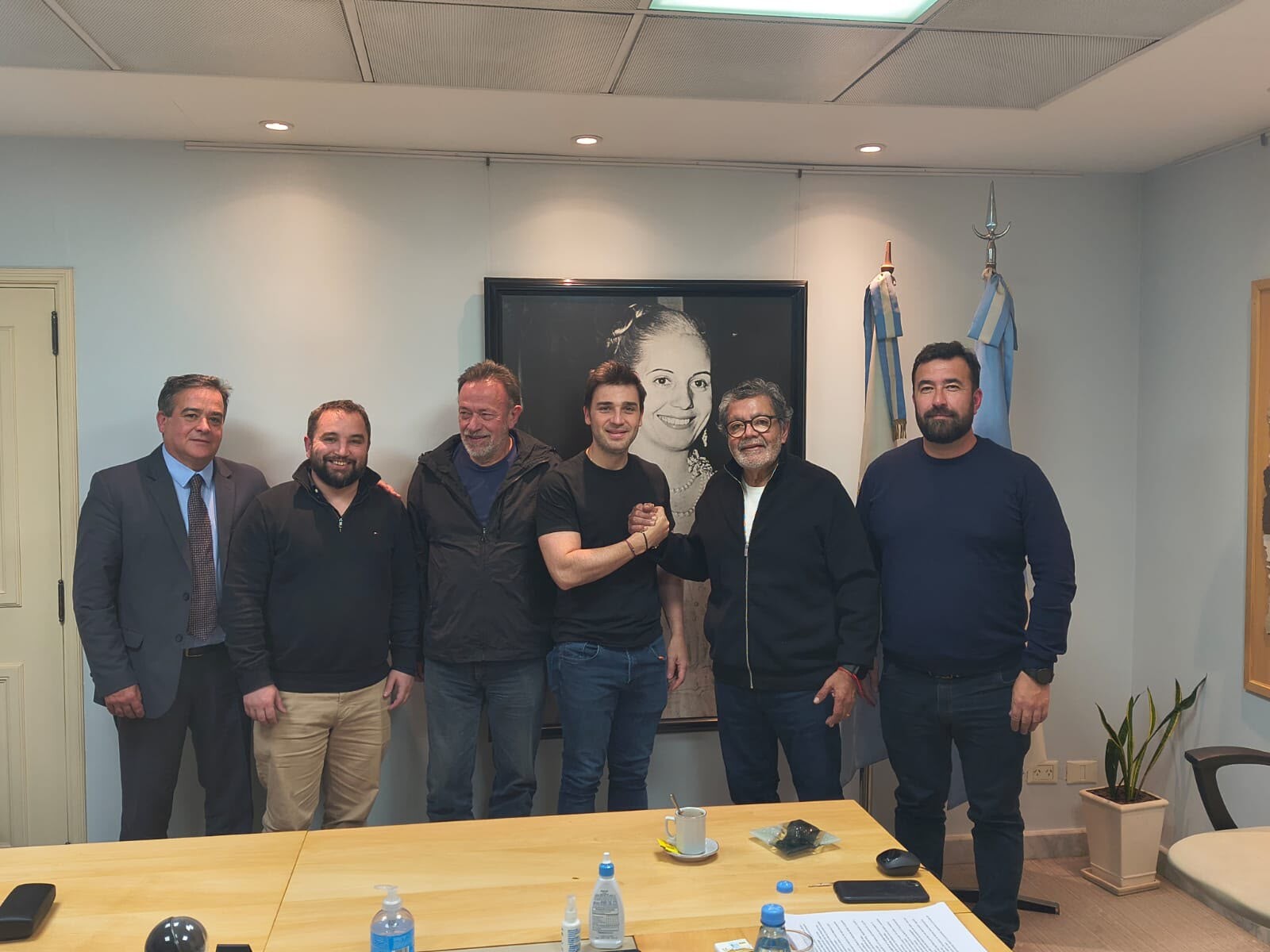 UOCRA destacó el modelo de Chubut para recuperar obras del Pro.Cre.Ar. y busca replicarlo en otras provincias UOCRA destacó el modelo de Chubut para recuperar obras del Pro.Cre.Ar. y busca replicarlo en otras provincias
