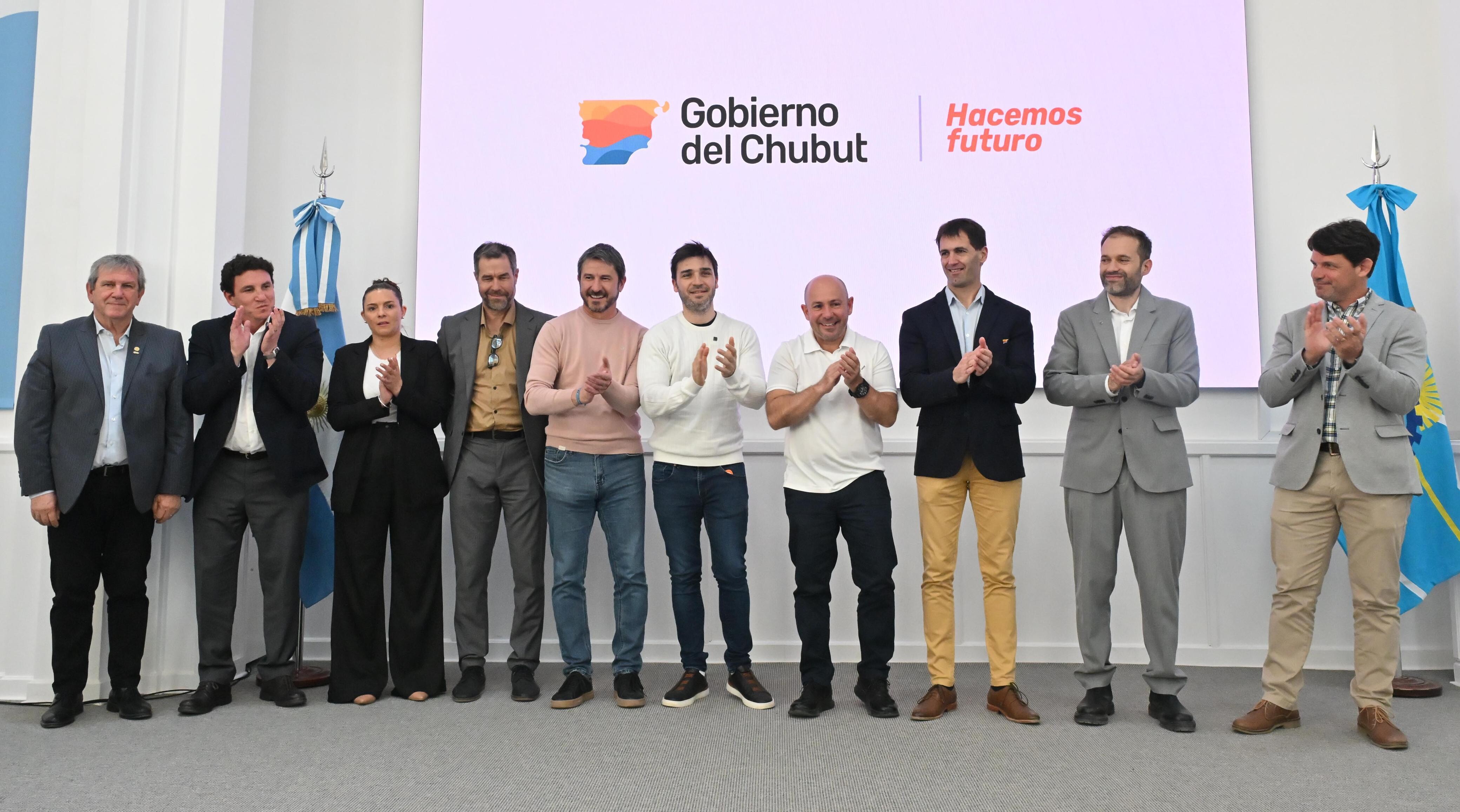 Provincia, municipios y cámaras empresariales avanzan en una agenda conjunta para potenciar los parques industriales Provincia, municipios y cámaras empresariales avanzan en una agenda conjunta para potenciar los parques industriales