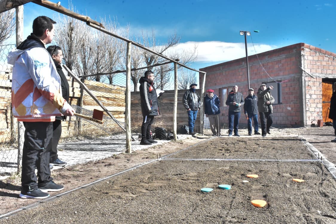 Provincia inició en Lagunita Salada las instancias zonales de los Juegos de Personas Mayores Provincia inició en Lagunita Salada las instancias zonales de los Juegos de Personas Mayores