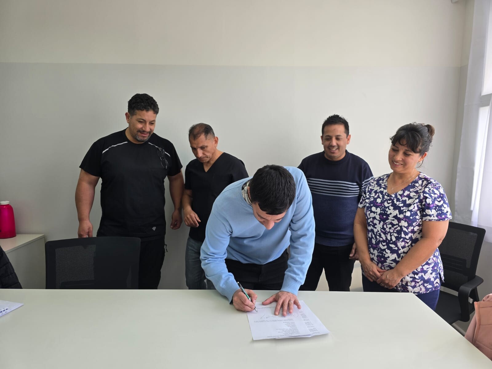 El Hospital de Lago Puelo incorpora a 10 enfermeros tras una convocatoria pública El Hospital de Lago Puelo incorpora a 10 enfermeros tras una convocatoria pública