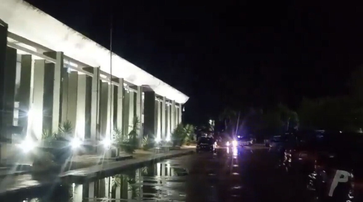 Policía Santa Fe Rosario Crisis policial en Santa Fe: Pullaro anunció aumento a .350.000 tras protestas en Rosario y San Justo