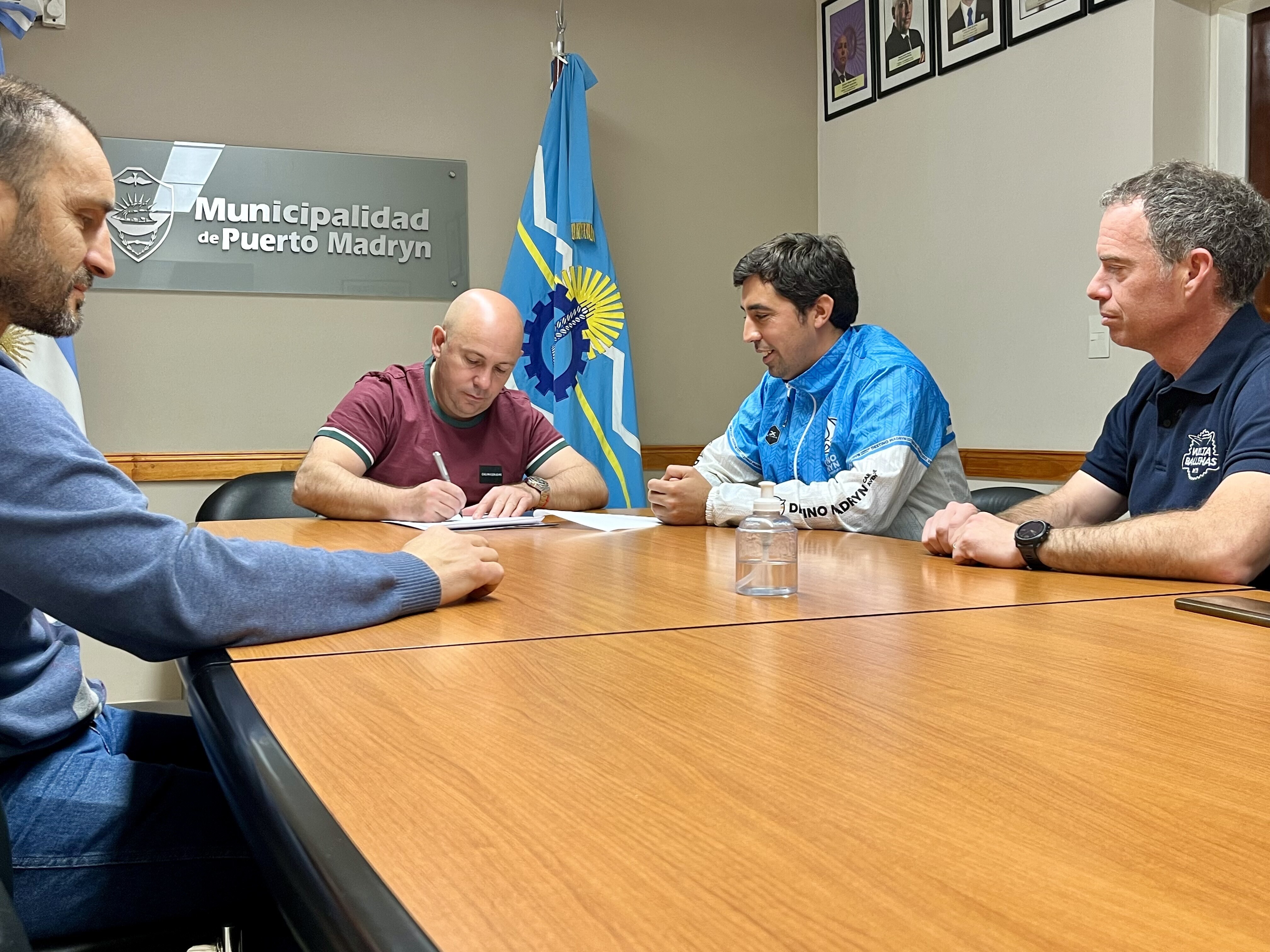IMG_1852.jpeg El Intendente confirmo las fechas de “DESTINO MADRYN” Y “VUELTA BALLENAS” hasta 2030