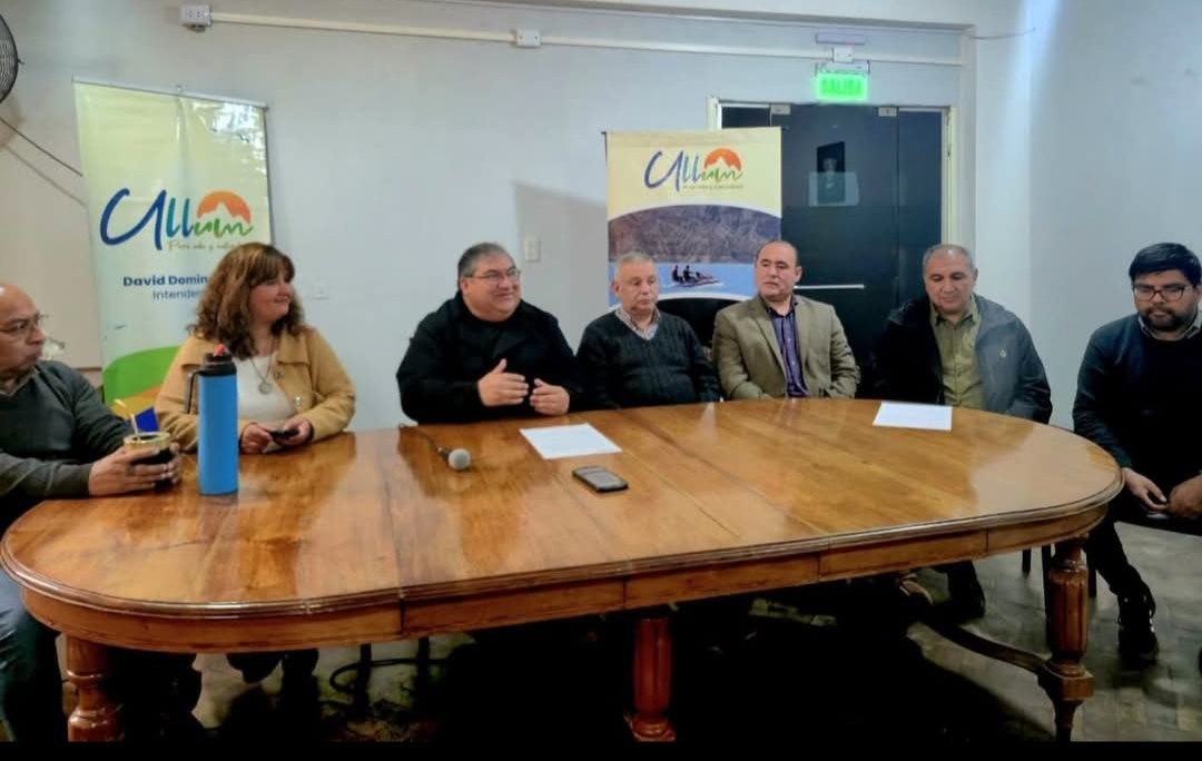 l intendente de Ullum,David Domínguez presentó   las actividades propuestas para celebrar con los más pequeños su día en el departamento.
