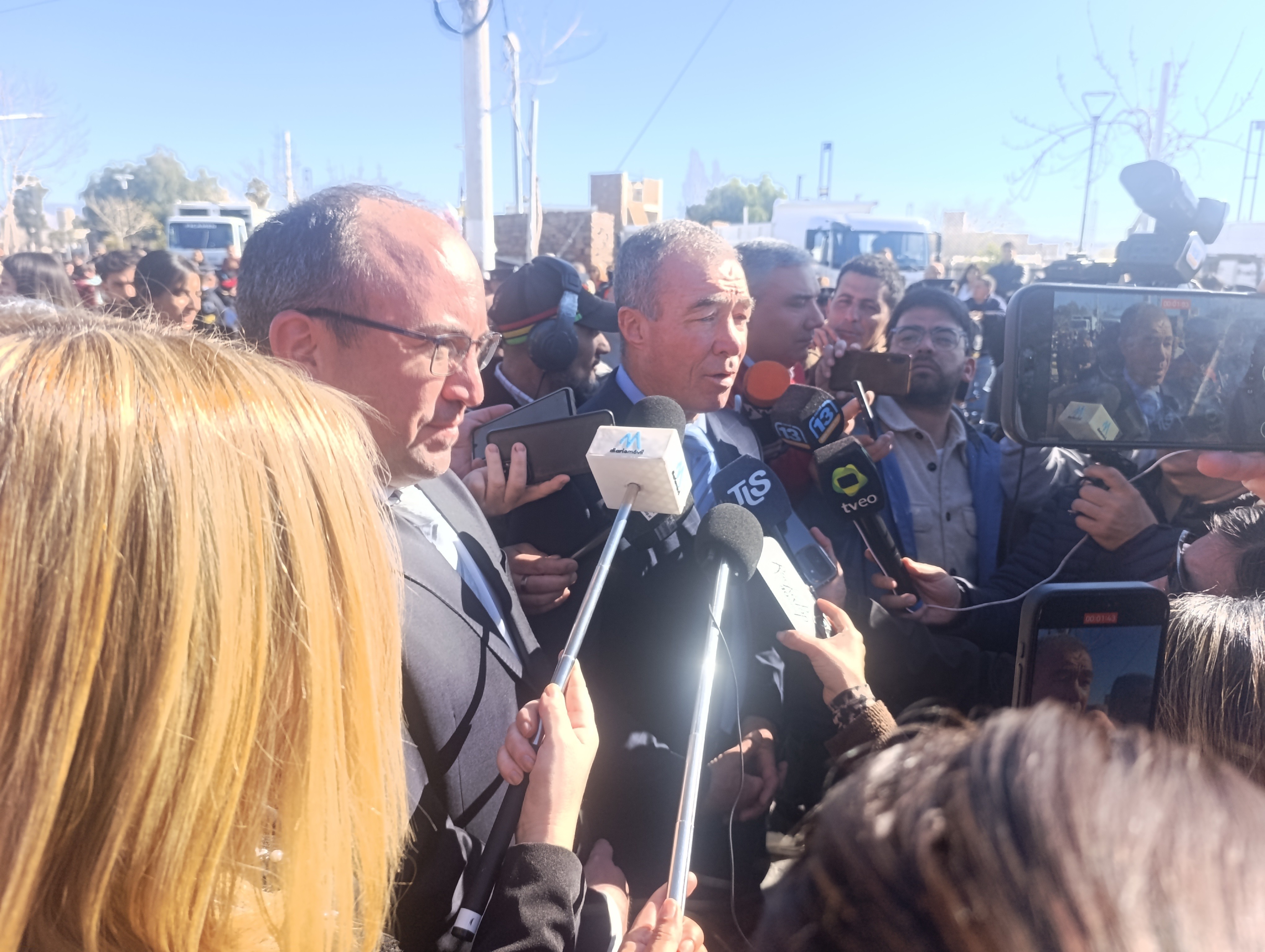 Ya en plena campaña,el candidato a diputado nacional en primer termino del frente X San Juan, Fabián Martin, destacó la labor del gobernador en las gestiones que se vienen realizando en el ámbito minero.