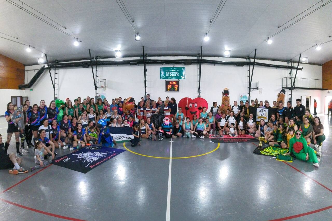 Municipio de Tolhuin acompañó a Fundación Mirgor en entrega kits de mecatrónica a escuelas locales