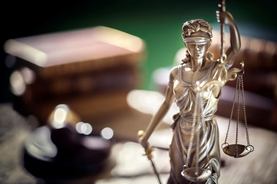 INSTITUCIONAL CIEGA JUSTICIA.webp ¿Jueces y Fiscales conocen el artículo 175 bis del Código Penal..?? Si pasaron por la Facultad de Derecho… ¿Por qué no lo aplican..??