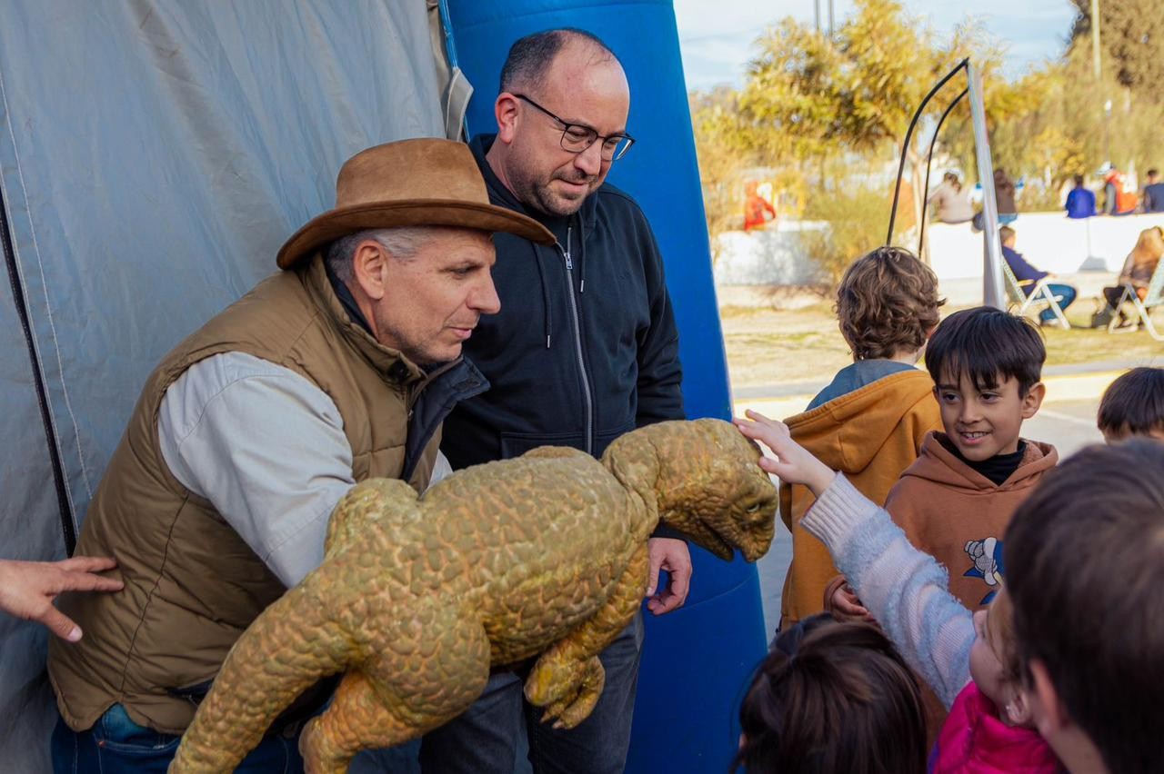 RIVADAVIA: espectáculos en vivo, cine al aire libre, concursos, talleres, festival gastronómico, para vivir unas Vacaciones de Julio 2025
