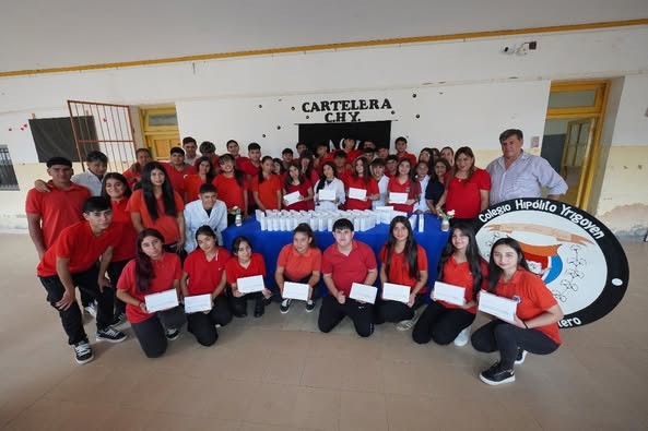 Alumnos secundarios beneficiados con metas digitales