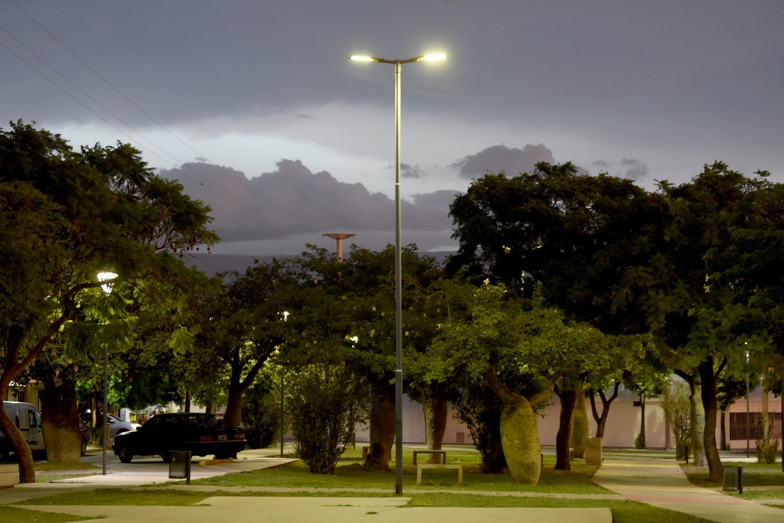 Iluminación LED barrio Instituto (4).jpeg