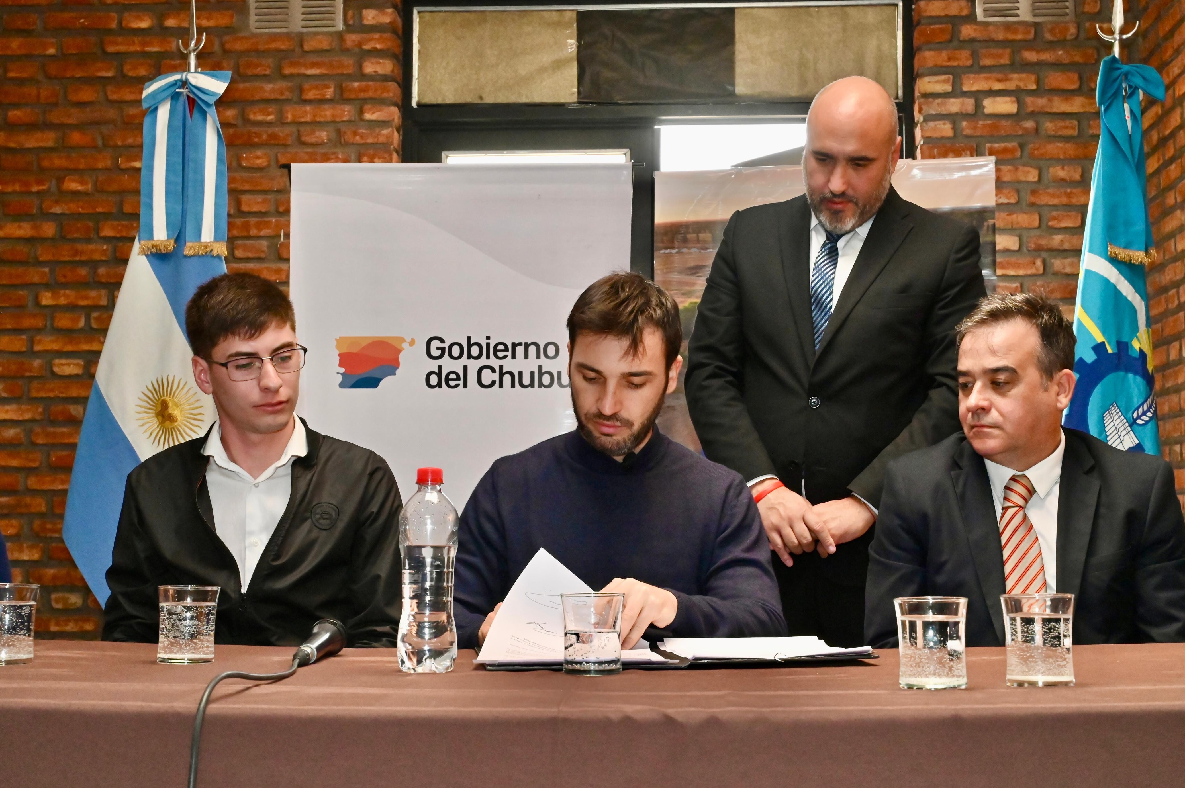 Imagen de WhatsApp 2024-09-17 a las 14.44.30_3d1f9149.jpg Torres: “Estamos acompañando a todas esas localidades que fueron relegadas durante muchísimo tiempo”