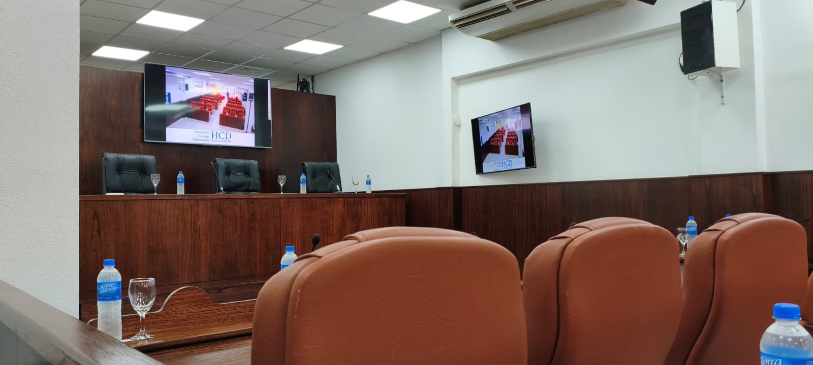 Imagen de WhatsApp 2025-05-18 a las 21.16.04_fb4ddb2e.jpg