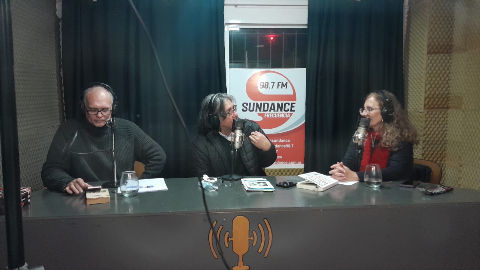El testimonio del poeta Julio Cejas en Frecuencia Sundance 98.7 Mhz.