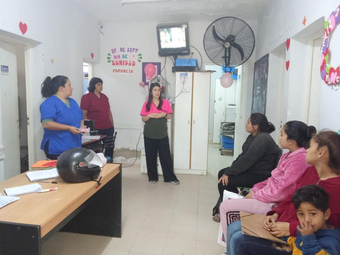 La Banda: Mujeres del barrio 25 de Mayo participaron de una charla sobre ITS