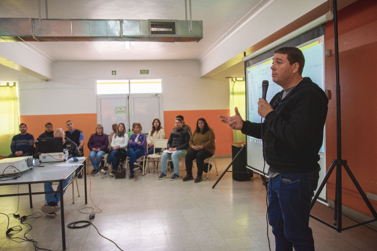 Importante convocatoria en reunión con Vecinos de Playa Unión (2).jpeg