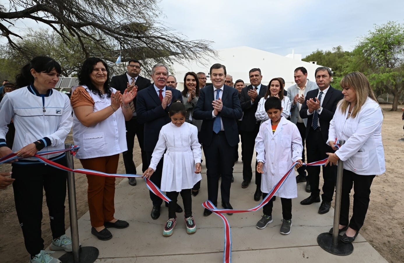 Inauguración de viviendas1.jpeg