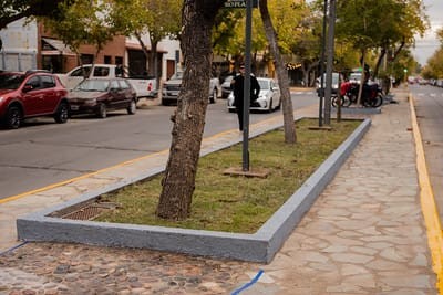 JARDINEROS-TEATRO-SARMIENTO.jpeg JARDINEROS-TEATRO-SARMIENTO.jpeg