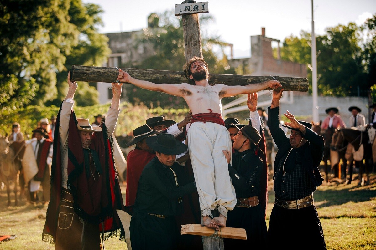 JESUS EN LA CRUZ.jpg JESUS EN LA CRUZ.jpg