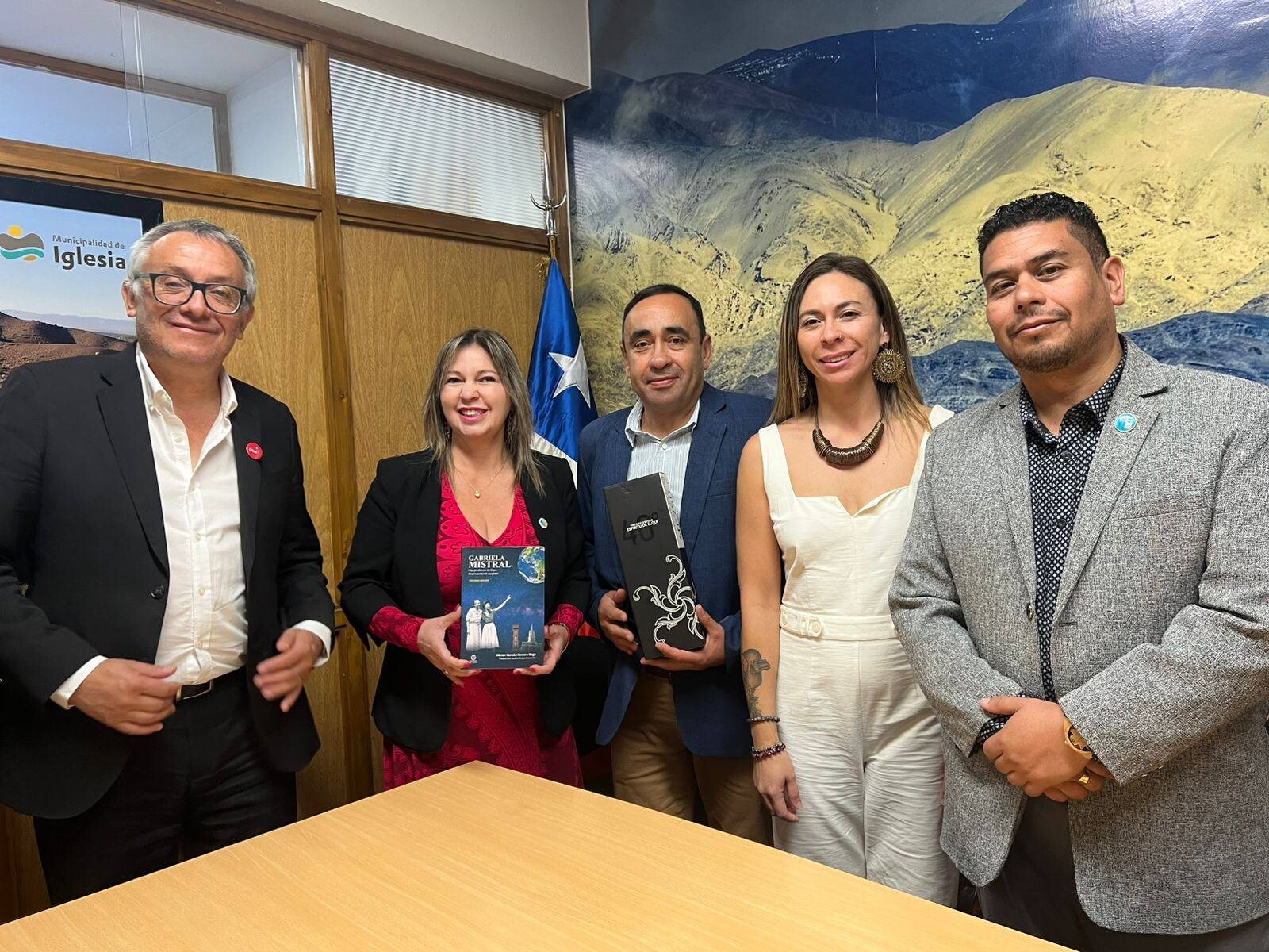 JORGE-ESPEJO-INTEGRACION.jpg El intendente de Iglesia,Dr. Jorge Espejo, en importante reunión de integración y trabajo conjunto para el desarrollo regional