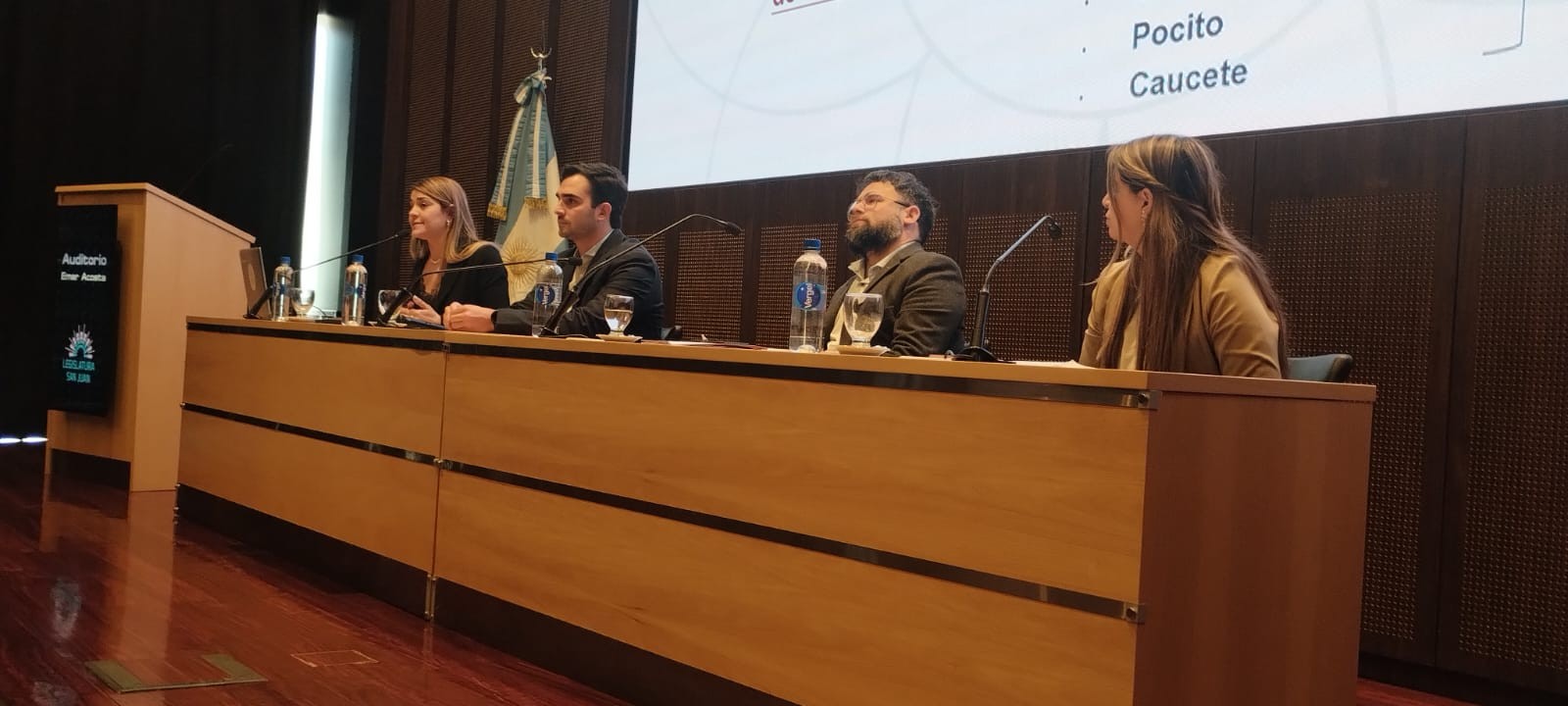 JORNADA-CONSUMOS-PROBLEMÁTICOS-2.jpeg JORNADA-CONSUMOS-PROBLEMÁTICOS-2.jpeg