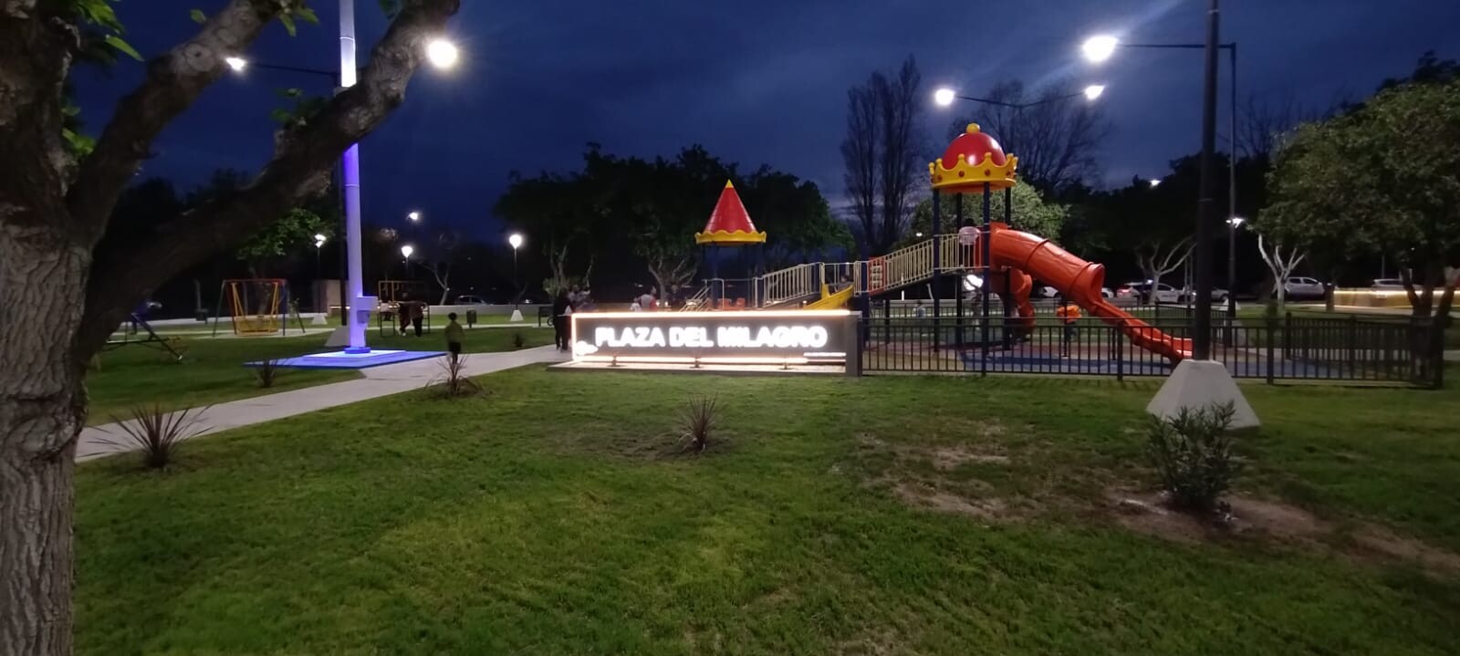 JUAN-ORREGO-PLAZA-3.jpeg