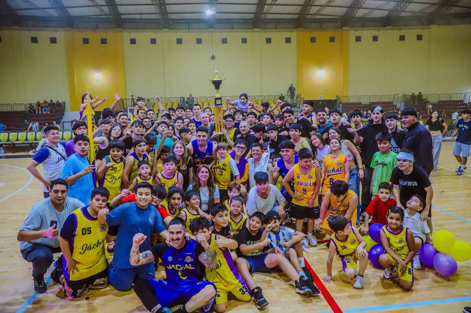 El básquet jachallero en la cima. Jáchal Básquet Club se consagró campeón del Torneo Clausura 2025 “Rodolfo Luna”