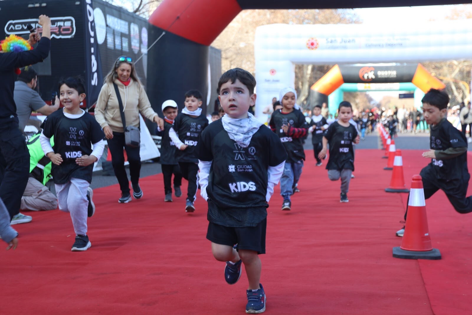 Kids de la Maratón-1.jpeg Kids de la Maratón-1.jpeg