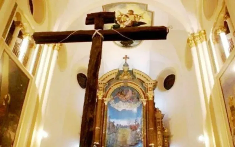 LA CRUZ.webp La feligresía católica se prepara para los festejos de la Cruz de los Milagros