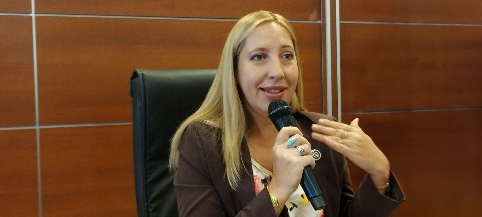 La Ministerio de Gobierno Laura Palma informó los dos canales oficiales para solicitar el Boleto Escolar y Docente Gratuito 2026