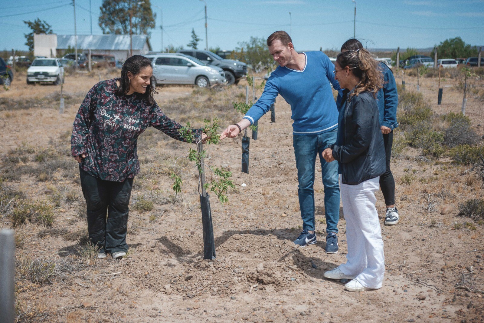 La Agencia de Desarrollo Económico de Rawson visitó el primer emprendimiento sobre producción de almendras