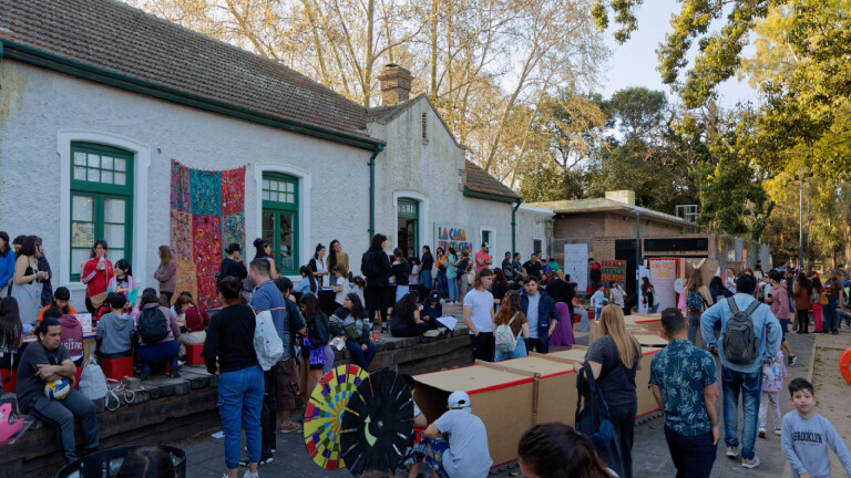 Berazategui: La Casa de La Estación festejó sus tres años con un gran encuentro