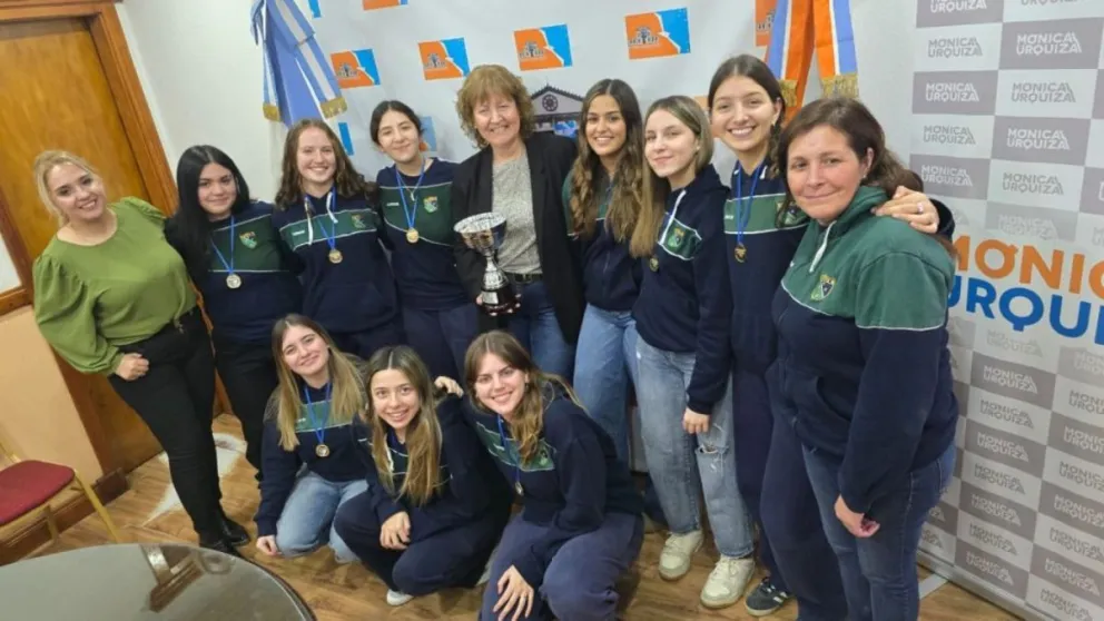 Urquiza recibió a las campeonas Nacionales del Argentino “C” Primera Damas Club
