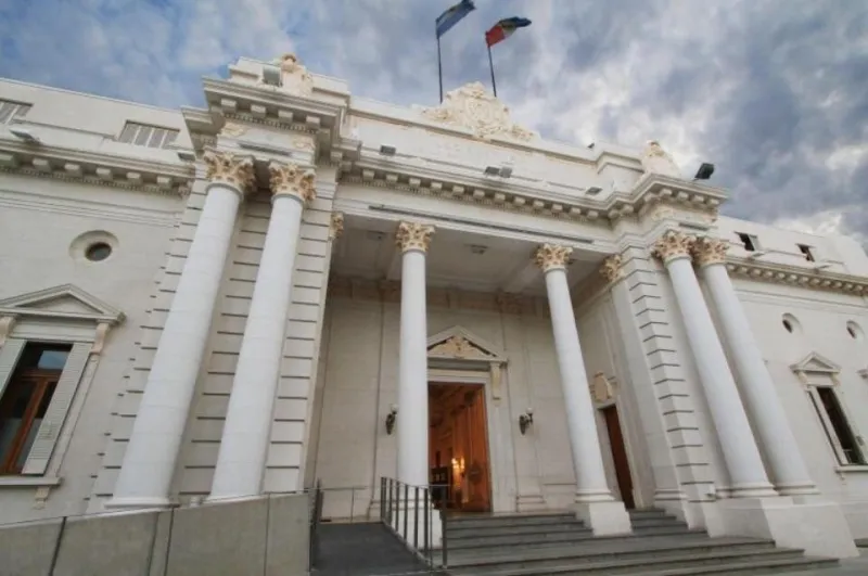 La UCR presentó su proyecto de Reforma Electoral en la Legislatura
