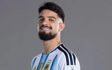 Lopez.webp «El sacrificio de mis padres. Pero el sueño de mamá»: el emotivo mensaje del Flaco López