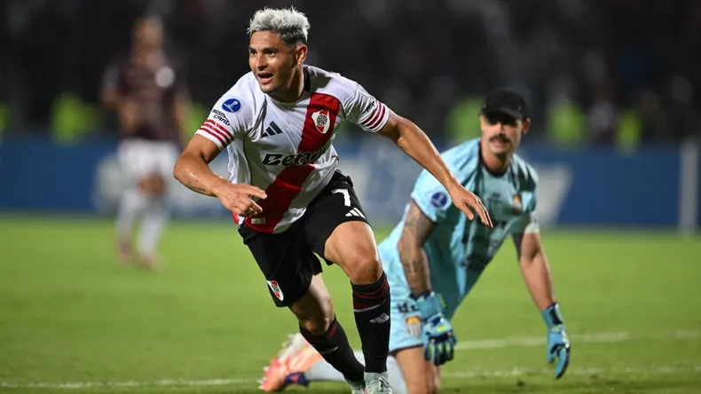 COPA SUDAMERICANA – VICTORIA DE RIVER EN VENEZUELA  Y SE MANTIENE COMO LÍDER DEL GRUPO «H». MIRÁ EL VIDEO.